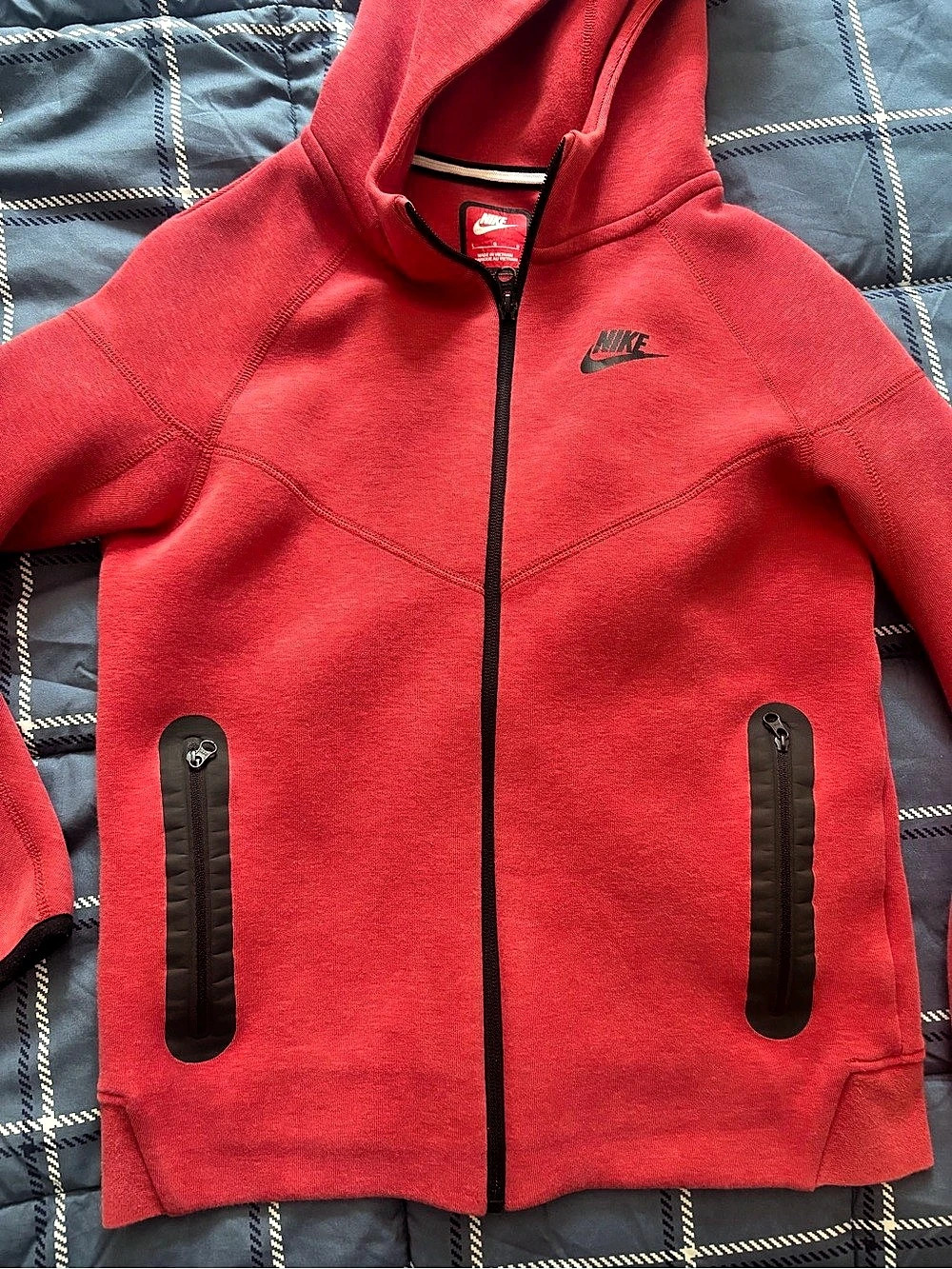 Nike Tech Red Full-Zip Hoodie Youth Size Large
